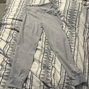 Heynuts light gray jogger
